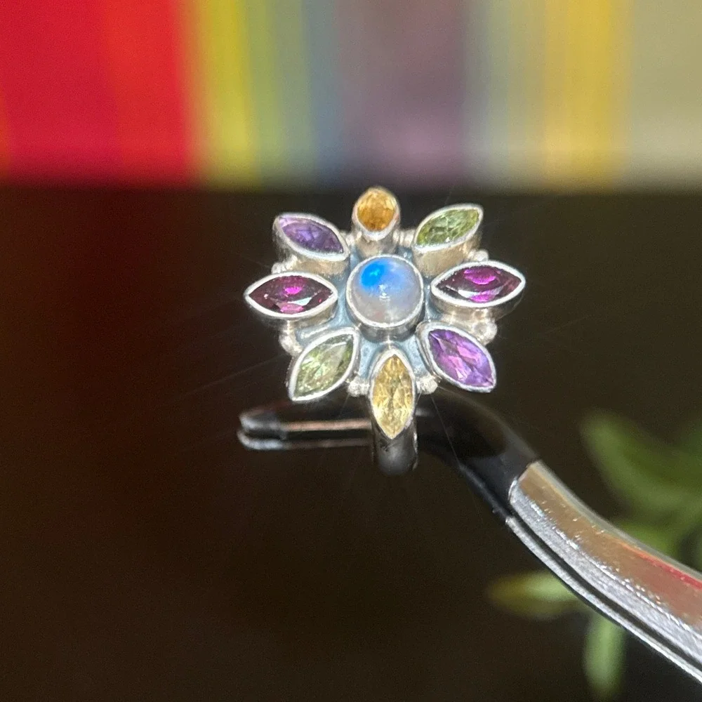 Nicky Butler Sterling Silver Multi-Gemstone Moonstone Flower Ring‎ Size 7
